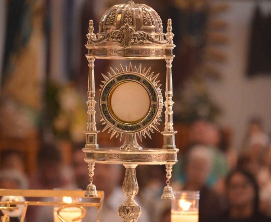 Oración ante Jesús Sacramentado