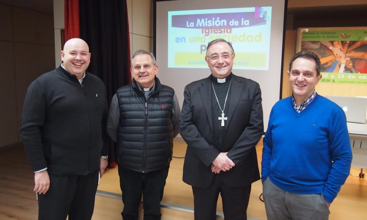 Visita de Monseñor Luis Ángel de las Heras, obispo de Mondoñedo-Ferrol