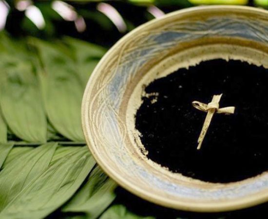 ¿Por qué se impone la ceniza al empezar la Cuaresma?