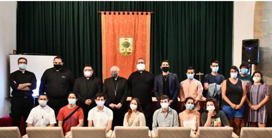 Monseñor Barrio invita a los jóvenes a implicarse activamente en la preparación de la PEJ21