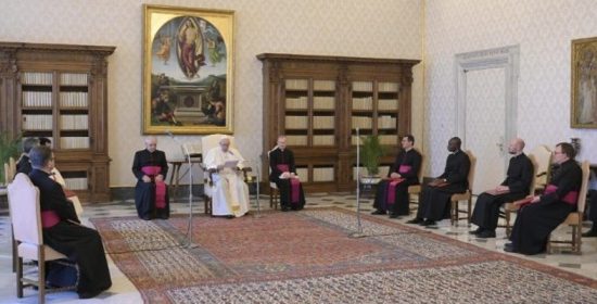 El Papa: El amor preferencial por los pobres es misión de todos