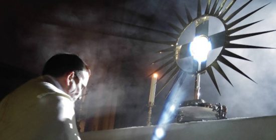 Oración al Santísimo Sacramento