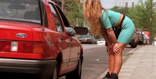 Cáritas España atendió a más de tres mil doscientas mujeres explotadas mientras ejercen la prostitución