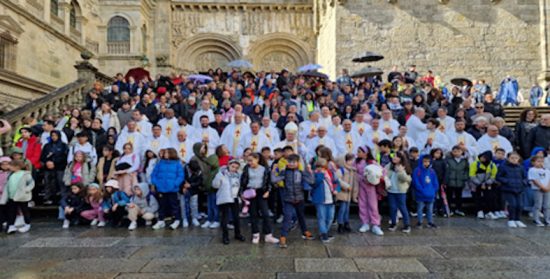 Mons. Francisco Prieto: “Todos somos una gran familia, que es la Diócesis de Santiago de Compostela”