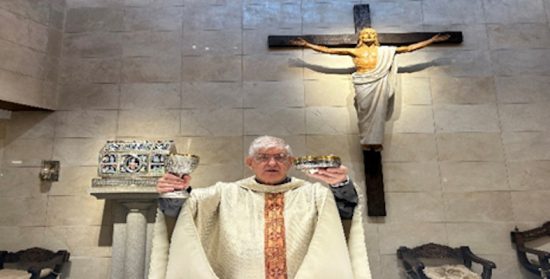 Editorial: Bodas de Oro Sacerdotales de don José María Máiz Cal (1975–2025)